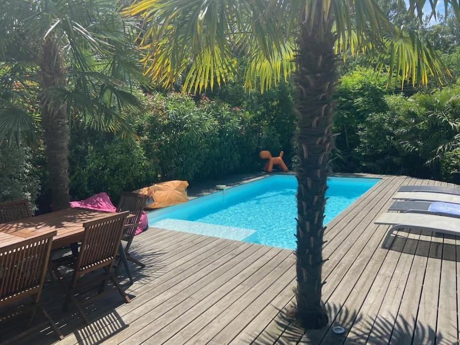 Villa 12 Pers Avec Piscine Chauffee 1 Mai Au 30 Sept